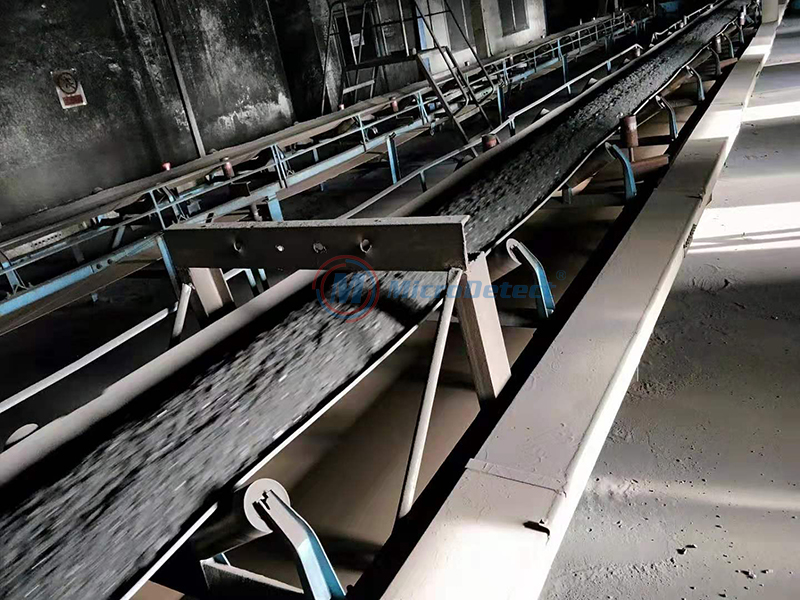 Coal conveying belt